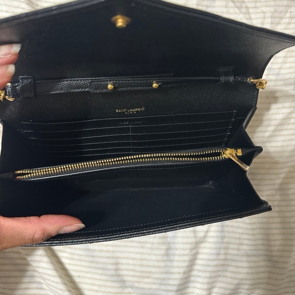 YSL Envelope Triquilt YSL Wallet on Chain in Grained Leather - Picture 3 of 6